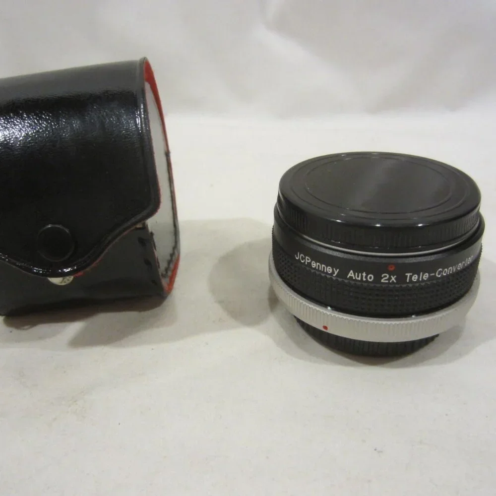 JC PENNEY Auto 2X Tele Converter lens & case